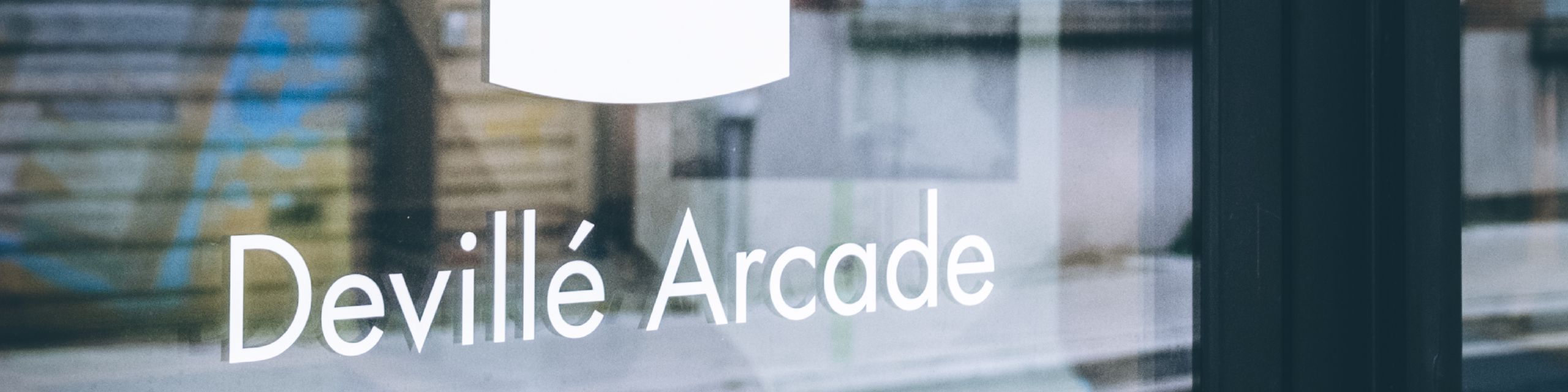 banner-deville-arcade-contact.jpg